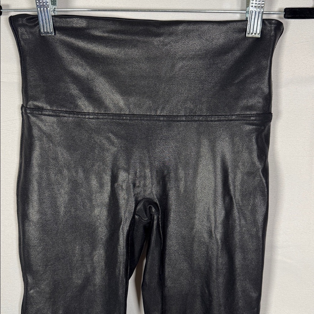 SPANX Black Mid-Rise Medium Leggings - Picture 2 of 5